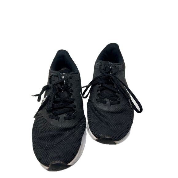 Nike Downshifter 11 Black White Mens 9 - Picture 1 of 8